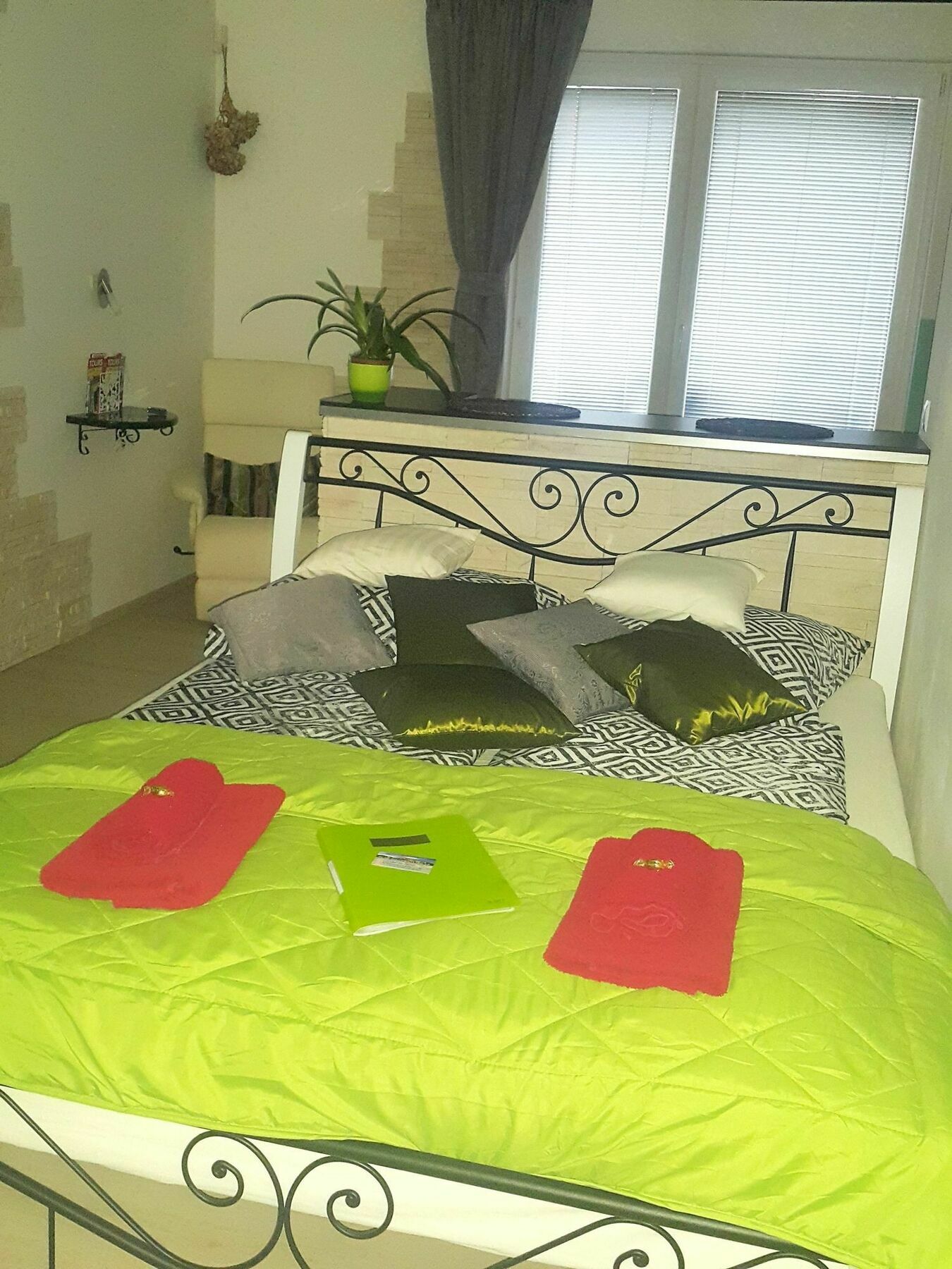 Bastien Studio Near Airport Prága Kültér fotó