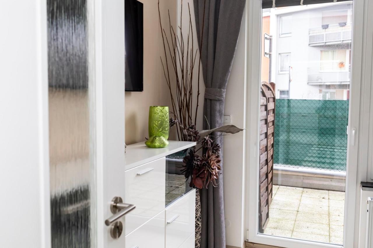 Bastien Studio Near Airport Prága Kültér fotó